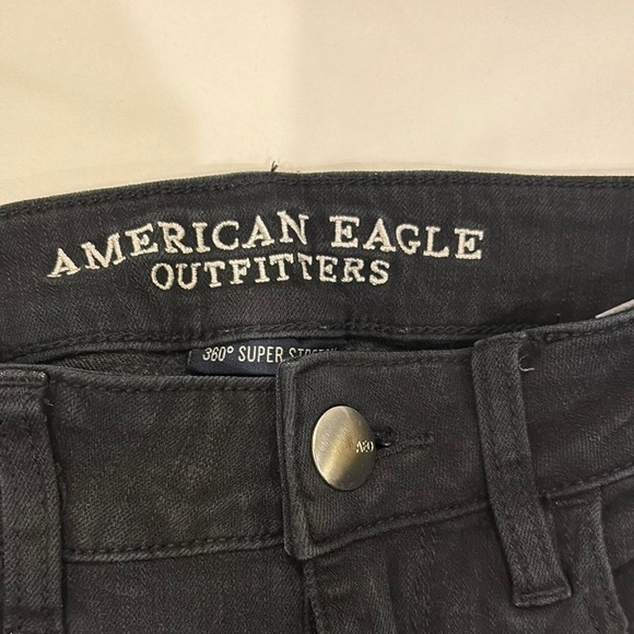 American Eagle Women's Black Jeans - Picture 4 of 5